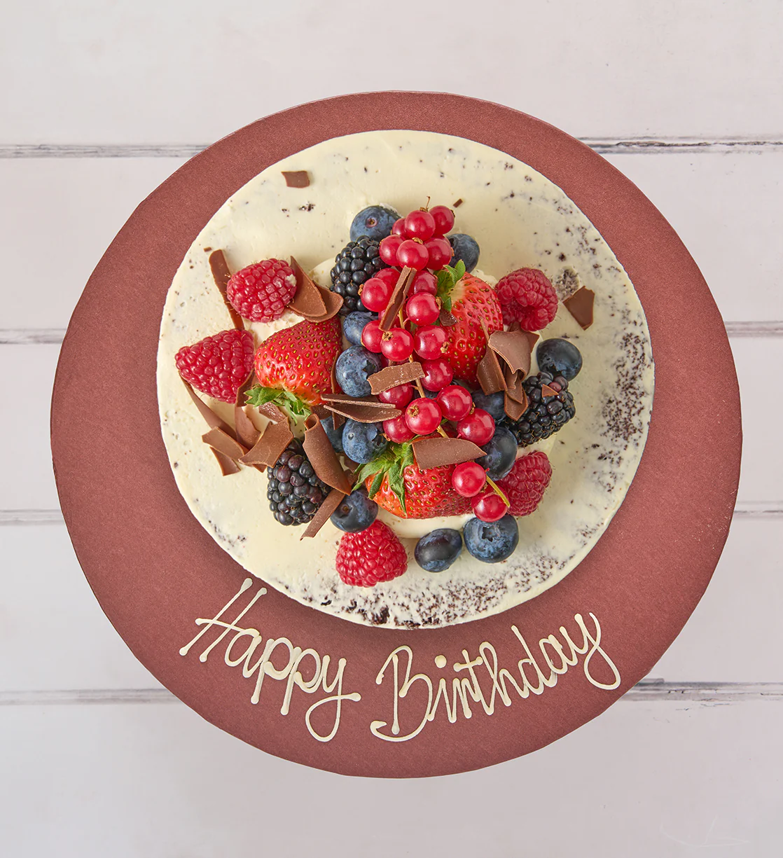 Chocolate and Vanilla Naked Cake - Image 4