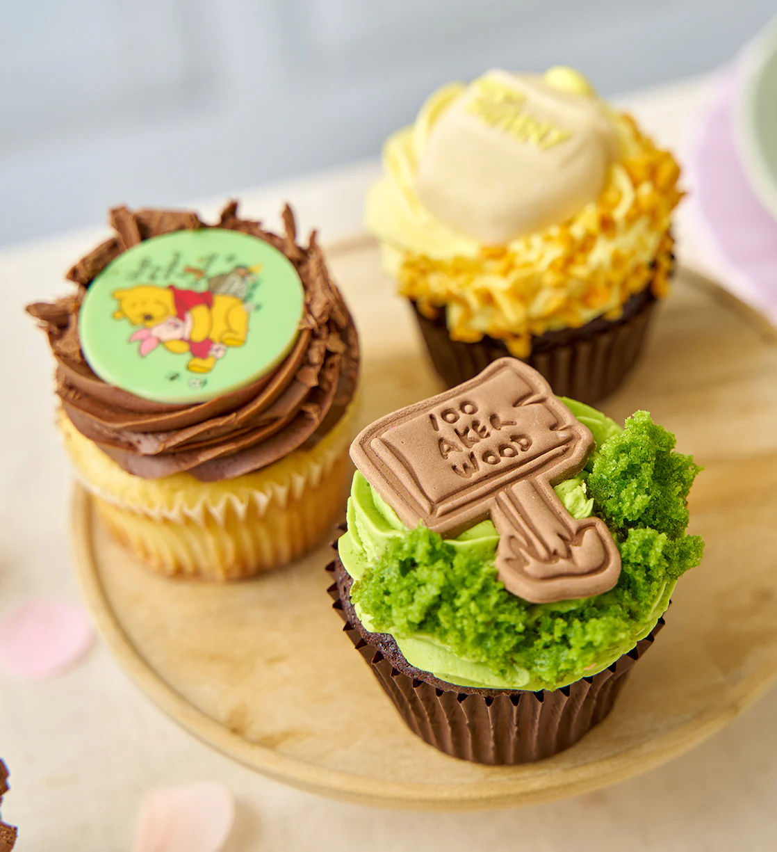 Disney Winnie The Pooh Cupcake Box - Image 7