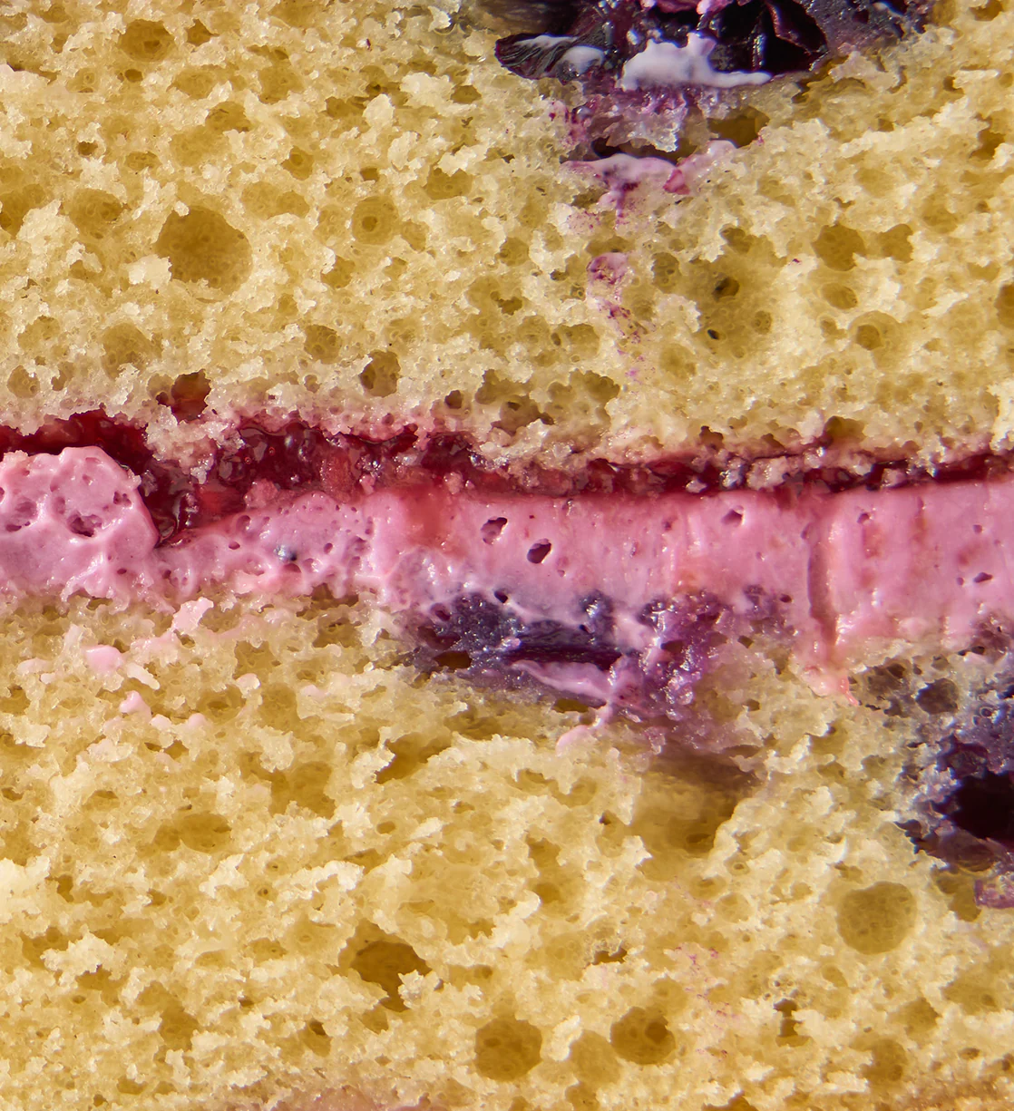 Fresh Berry Cake - Image 3