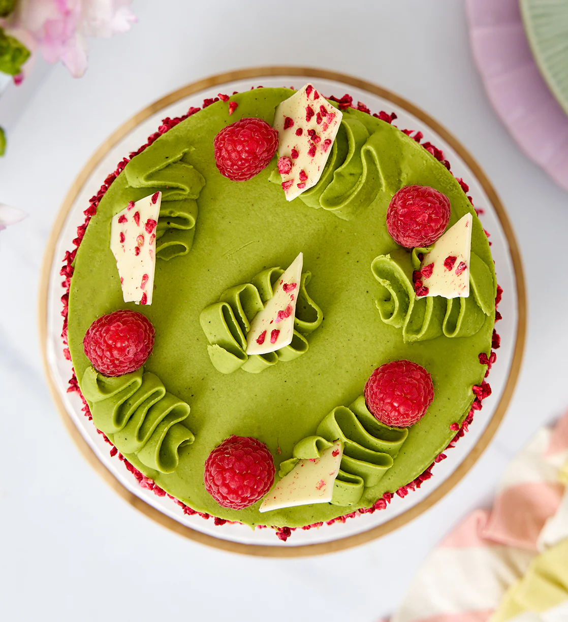 Matcha and Raspberry Cake - Image 3