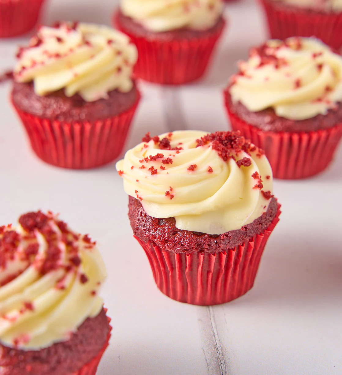 Red Velvet Mini Cupcake Box - Image 3