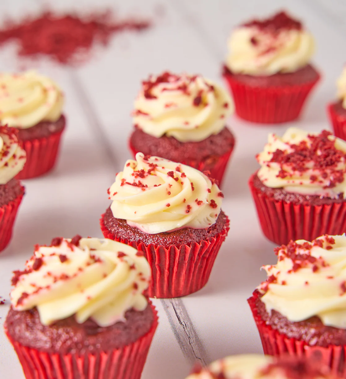 Red Velvet Mini Cupcake Box - Image 4