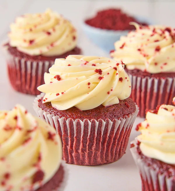 Red Velvet Nationwide Cake and Red Velvet Cupcakes Bundle - Image 5