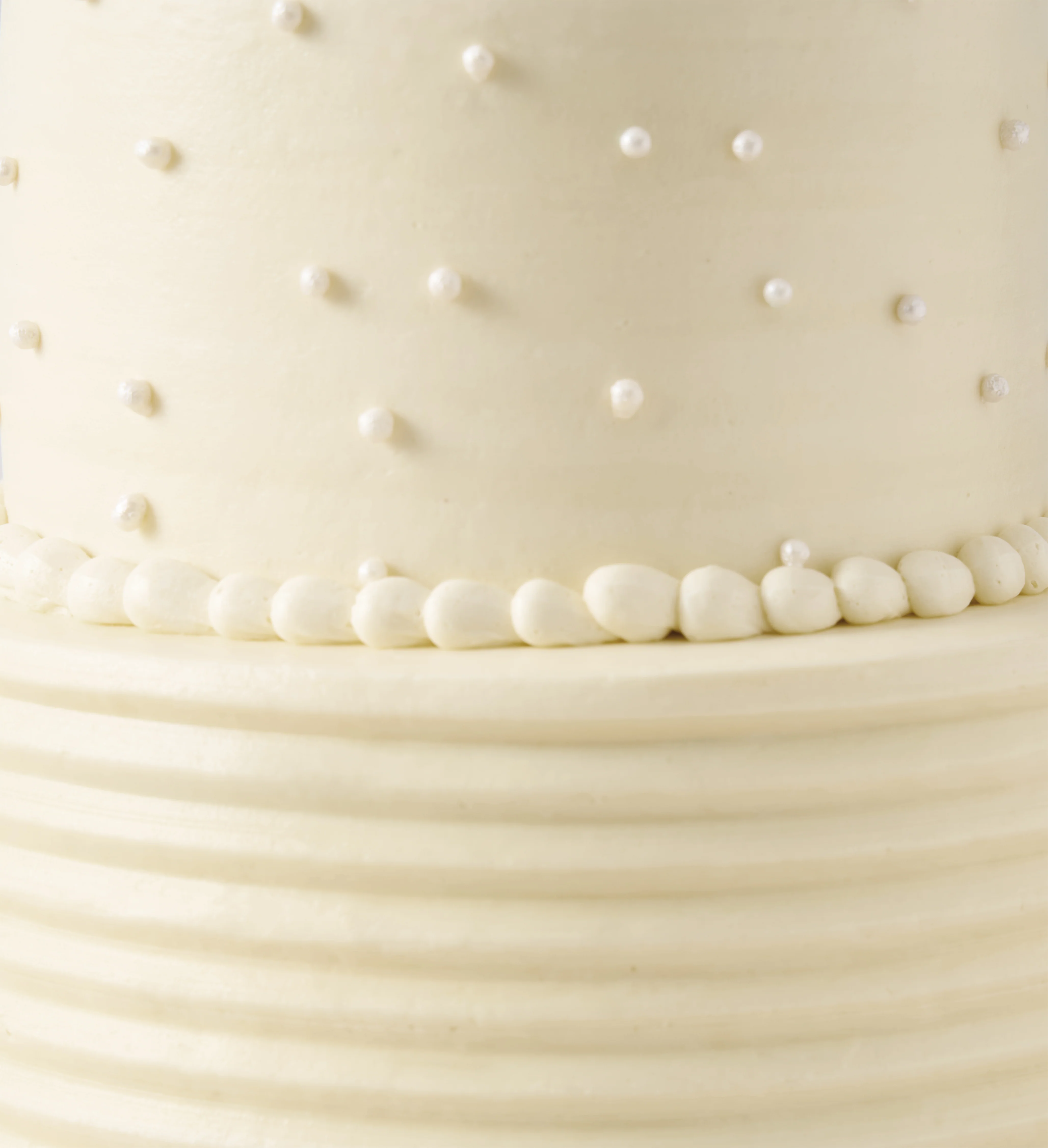 Ivory Pearl Cake - Image 6